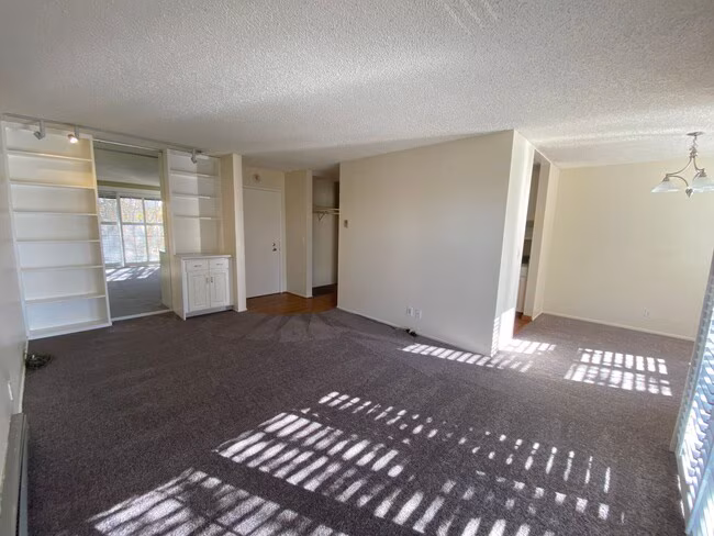 8 Captain Dr Emeryville, CA 94608 photo 3