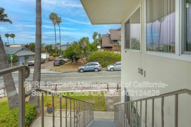 2101 Manchester Ave Encinitas, CA 92007 photo 2