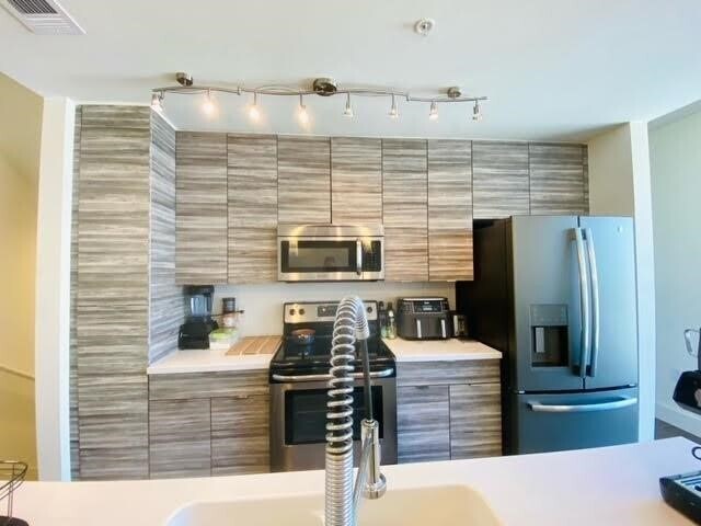 604 N Bluff Dr Austin, TX 78745 photo 5