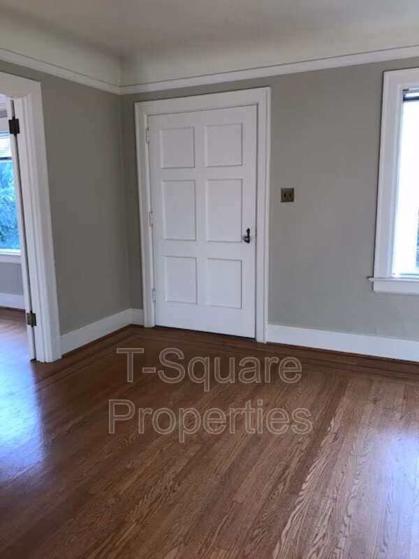9056 Avondale Rd NE Redmond, WA 98052 photo 3