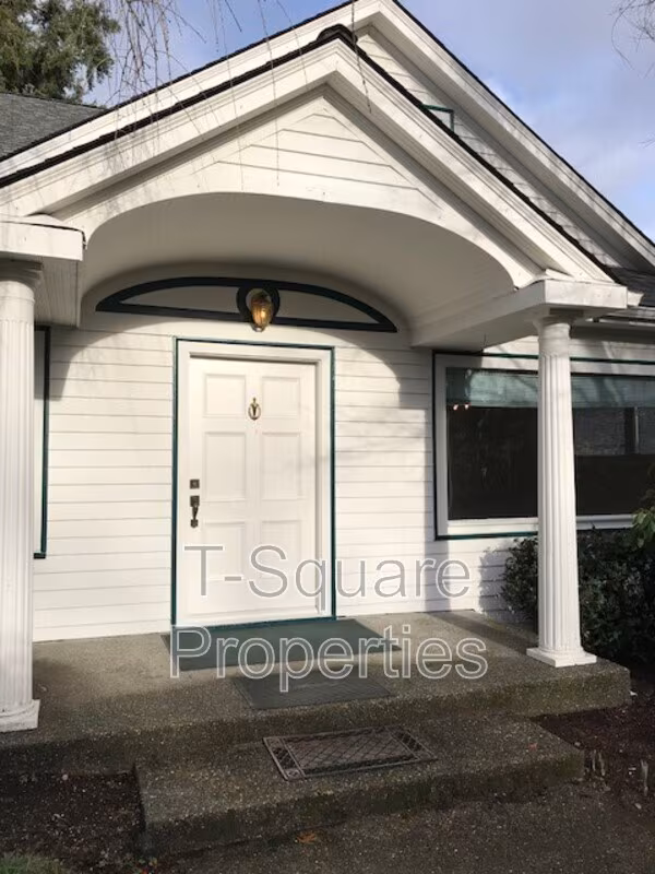 9056 Avondale Rd NE Redmond, WA 98052 photo 2