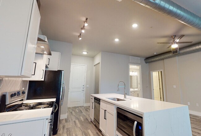 13380 Brimhurst Drive, Houston, TX 77077 photo 2