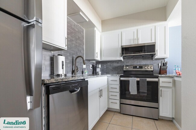 5704 W Thomas Rd Phoenix, AZ 85031 photo 4