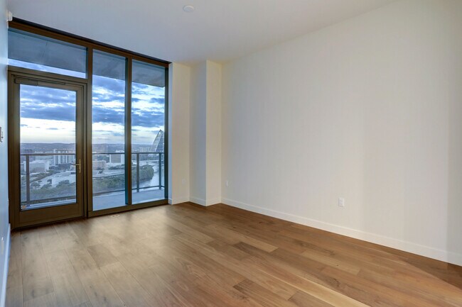 44 East Ave Austin, TX 78701 photo 4