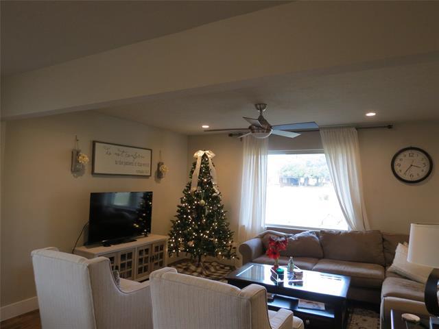 11425 Lochwood Blvd Dallas, TX 75218 photo 5