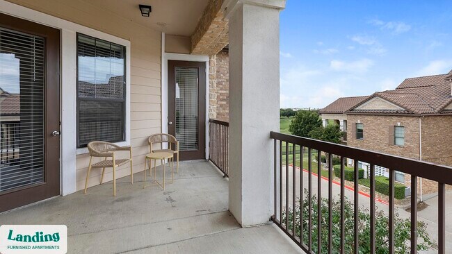 6101 N Riverside Dr Fort Worth, TX 76137 photo 2