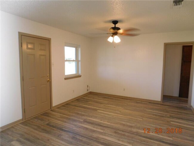 1010 Jackie Jo Ln Copperas Cove, TX 76522 photo 4