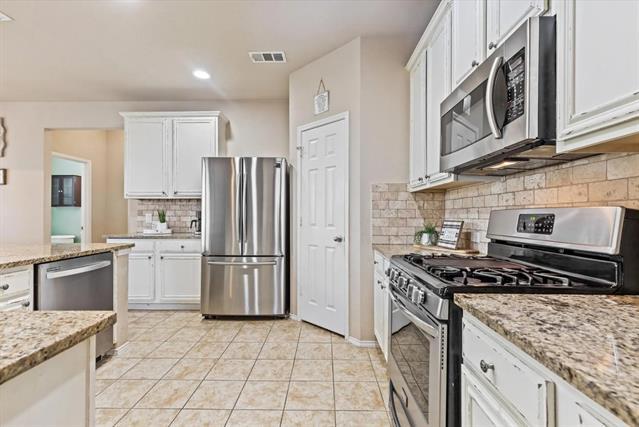 5200 Birchwood Drive, Mckinney, TX 75071 photo 3