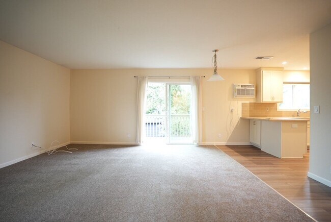 1130-1136 Laurel St Napa, CA 94559 photo 5