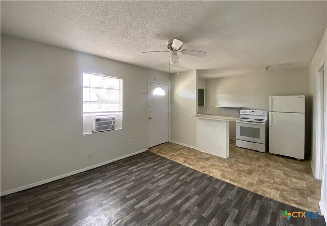 467 Lutheran Church Rd Copperas Cove, TX 76522 photo 4