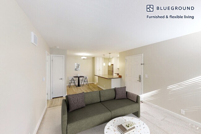 7205 Charmant Dr San Diego, CA 92122 photo 2