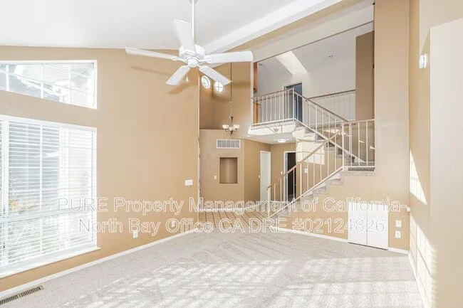 34 Billington Ln Windsor, CA 95492 photo 4
