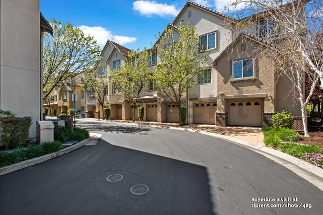 1013 Carnelian Terrace, Union City, CA 94587 photo 5