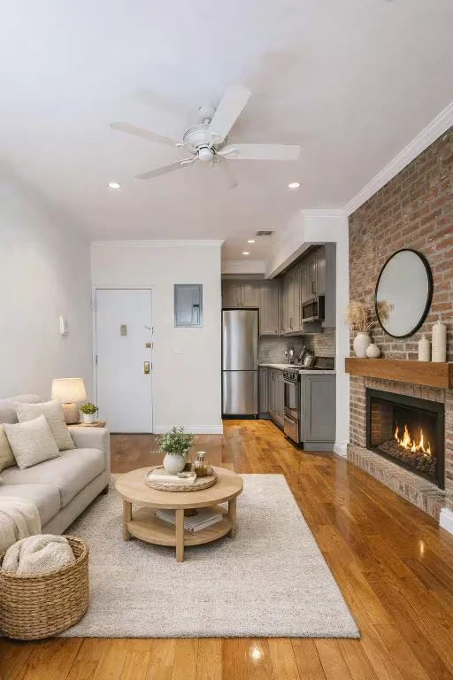 44 Avenue B New York, NY 10009 photo 5