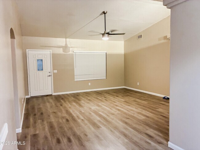 9105 W Raven Dr Arizona City, AZ 85123 photo 4