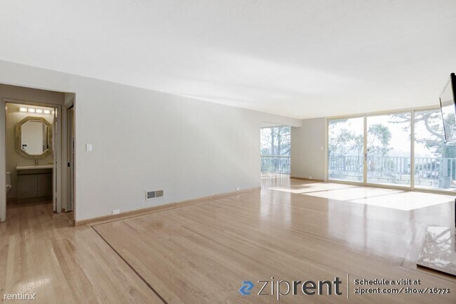 115 Mendosa Avenue, San Francisco, CA 94116 photo 4