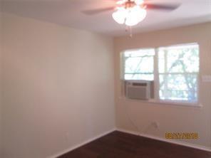 2206 W Hickory St Denton, TX 76201 photo 4