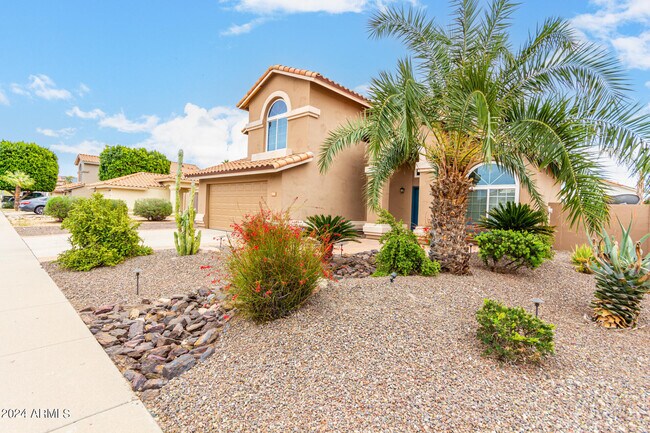 7217 West Crest Lane, Glendale, AZ 85310 photo 4