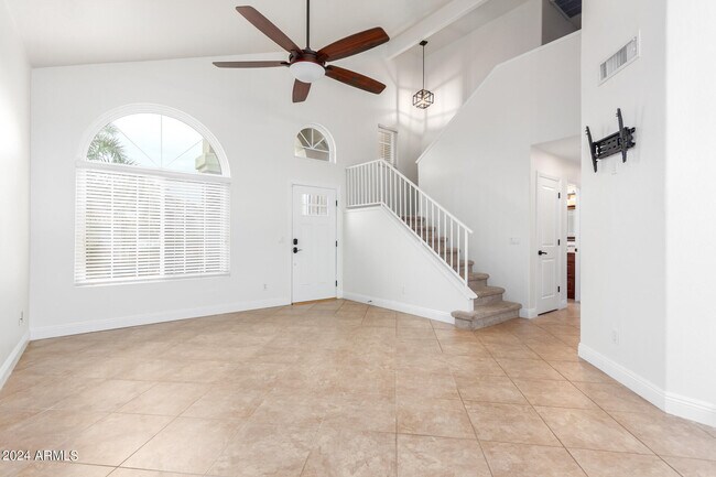 7217 West Crest Lane, Glendale, AZ 85310 photo 5