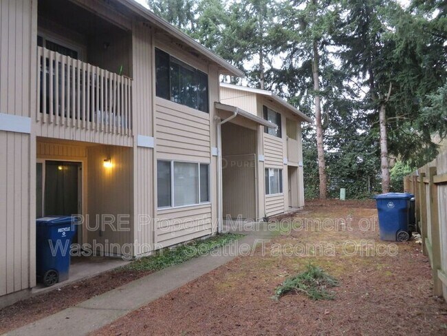1011 18th St NE Auburn, WA 98002 photo 2