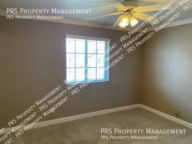 410 W Santa Cruz Dr Tempe, AZ 85282 photo 5