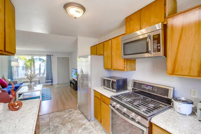 1277 Granger St Imperial Beach, CA 91932 photo 3