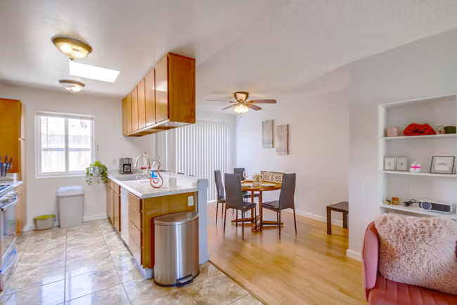 1277 Granger St Imperial Beach, CA 91932 photo 2