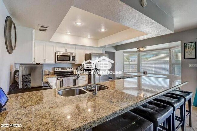 4145 W Danbury Dr Glendale, AZ 85308 photo 2