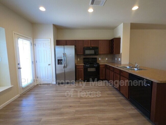 4618 Senda Lane, Austin, TX 78725 photo 4