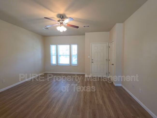4618 Senda Lane, Austin, TX 78725 photo 2