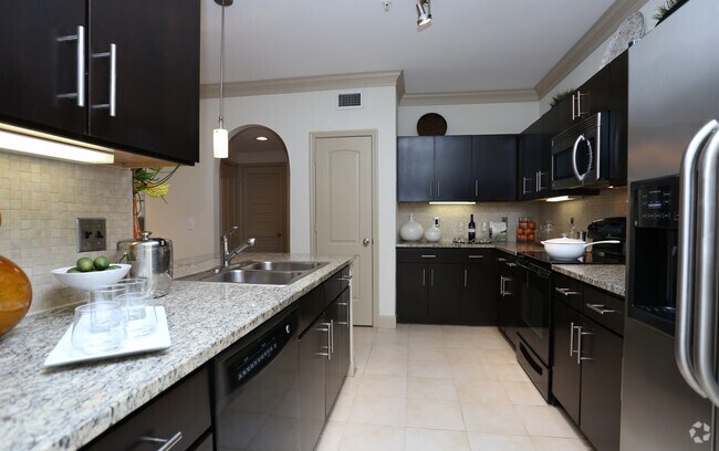 3500 Tartan Lane, Houston, TX 77025 photo 4