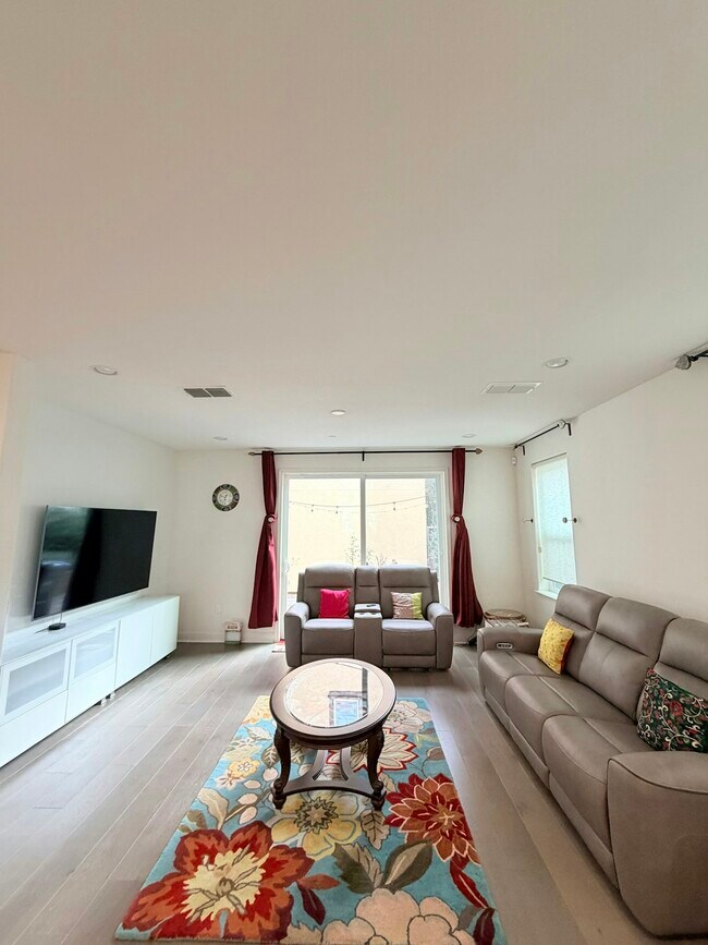 3138 Vittoria Loop Dublin, CA 94568 photo 5