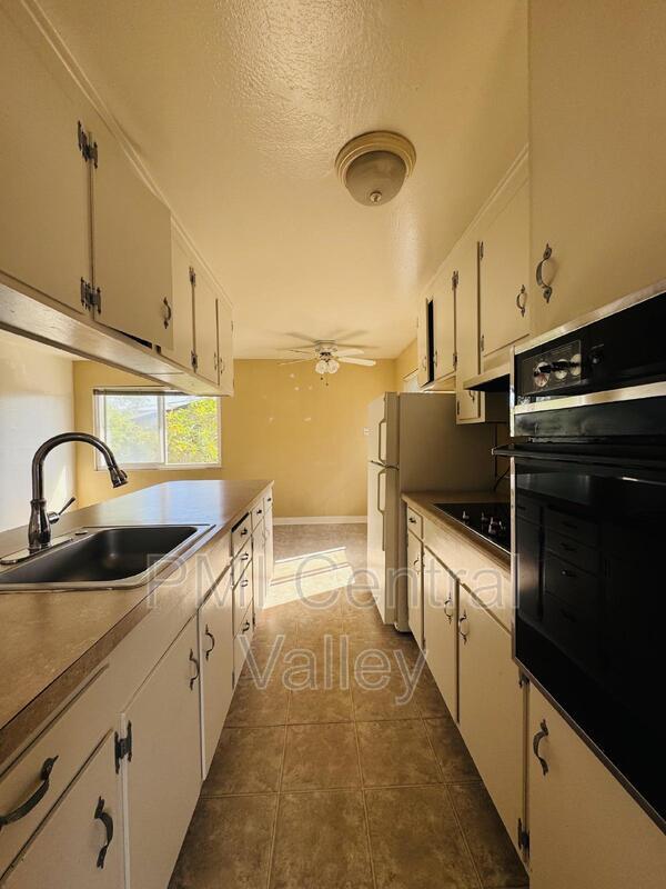 20292 Wisteria Street, Castro Valley, CA 94546 photo 4
