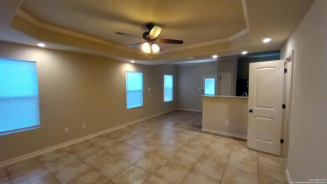 6862 Lakeview Dr. San Antonio, TX 78244 photo 2