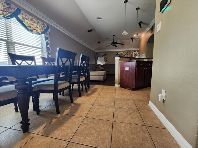 4422 Meadow Way Drive, Deer Park, TX 77536 photo 3
