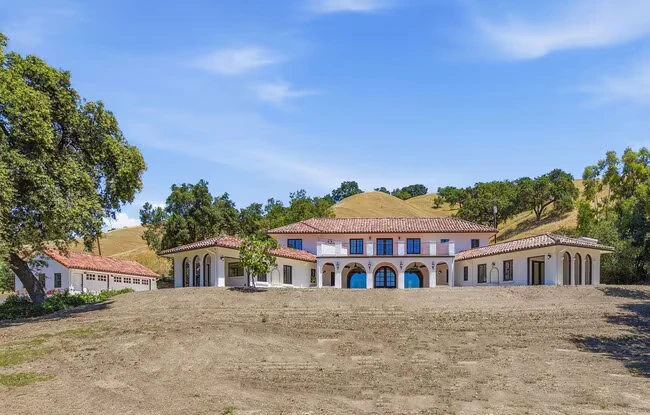 16010 Carey Ln Morgan Hill, CA 95037 photo 3