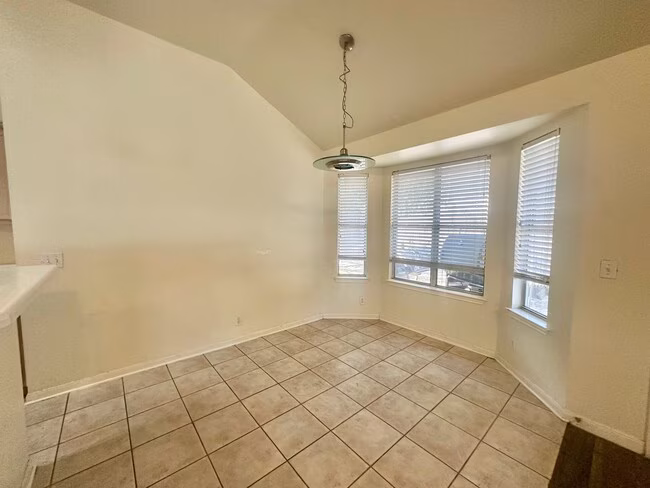 113 Little Lake Road, Hutto, TX 78634 photo 4