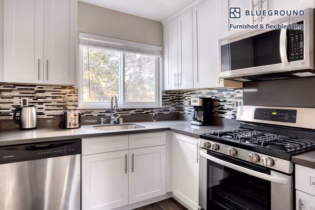 710 Laurel Ave San Mateo, CA 94401 photo 5