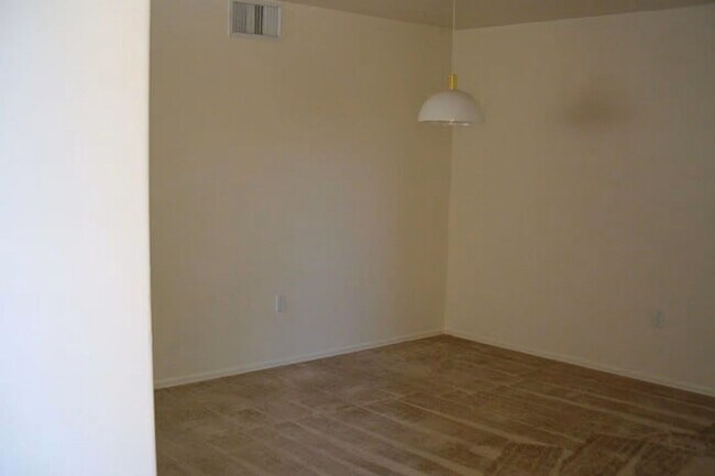 Roosevelt Commons photo 5