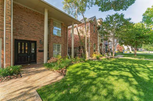 3444 Normandy Avenue, Dallas, TX 75205 photo 2