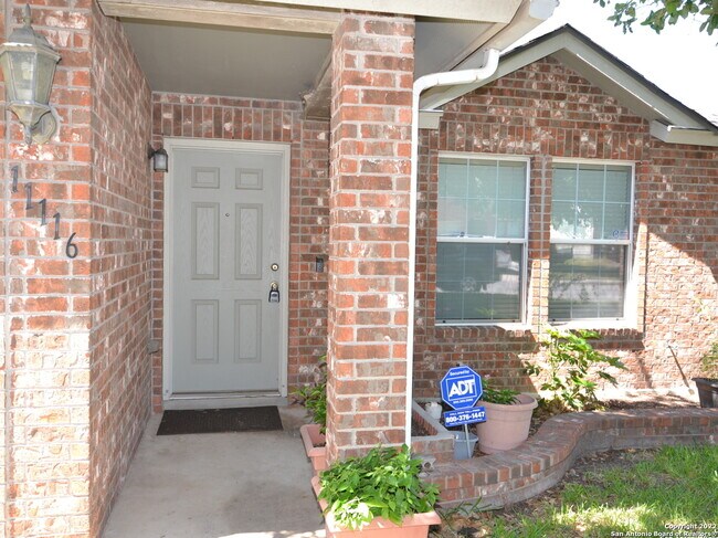 11116 Vollmer Ln San Antonio, TX 78254 photo 2