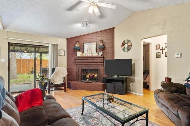 1333 Mercedes Street, Benbrook, TX 76126 photo 5