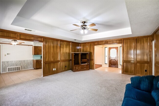 2005 Magic Hill Dr Pflugerville, TX 78660 photo 4