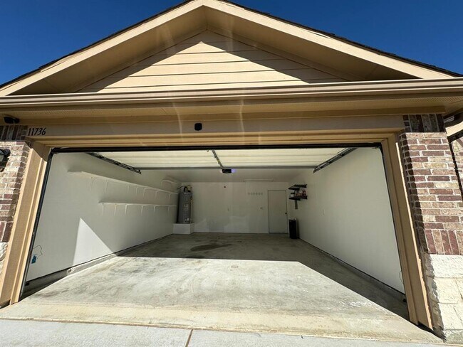 11736 Carbrook Road, Manor, TX 78653 photo 3