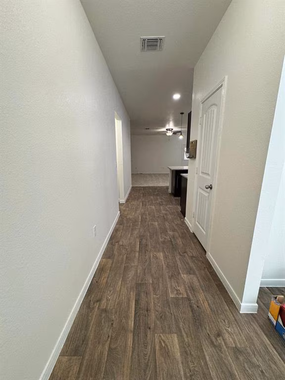 11736 Carbrook Road, Manor, TX 78653 photo 4
