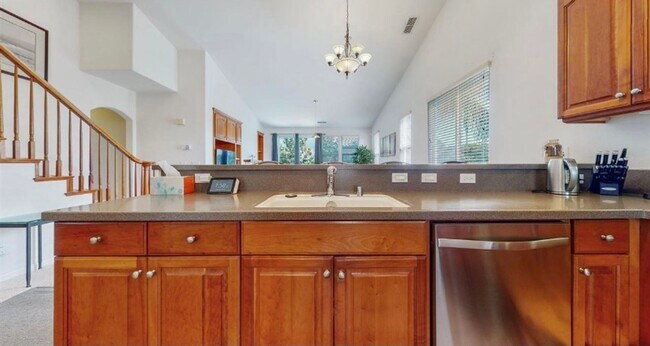 Beautiful 3 Bedroom, 2.5 Bath Antioch home with large loft photo 5