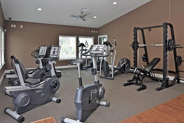 231 Interstate 45 N Conroe, TX 77304 photo 3