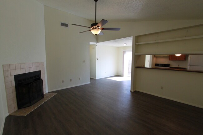 2300 Fuzz Fairway, Austin, TX 78728 photo 4