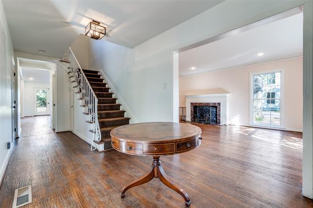 6255 Deloache Ave Dallas, TX 75225 photo 2