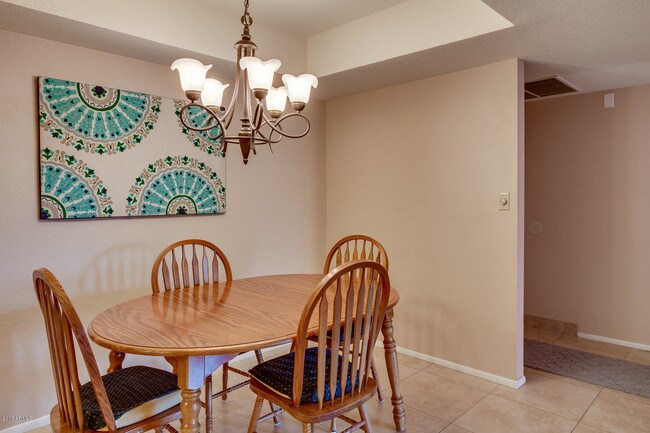 12212 N Paradise Vlg Pkwy S Phoenix, AZ 85032 photo 3